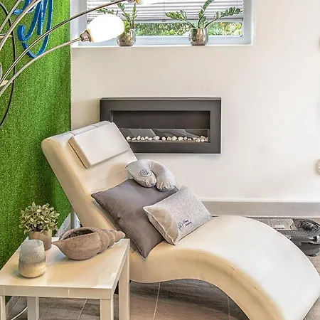 Luxury Garden & Cieszyn *
